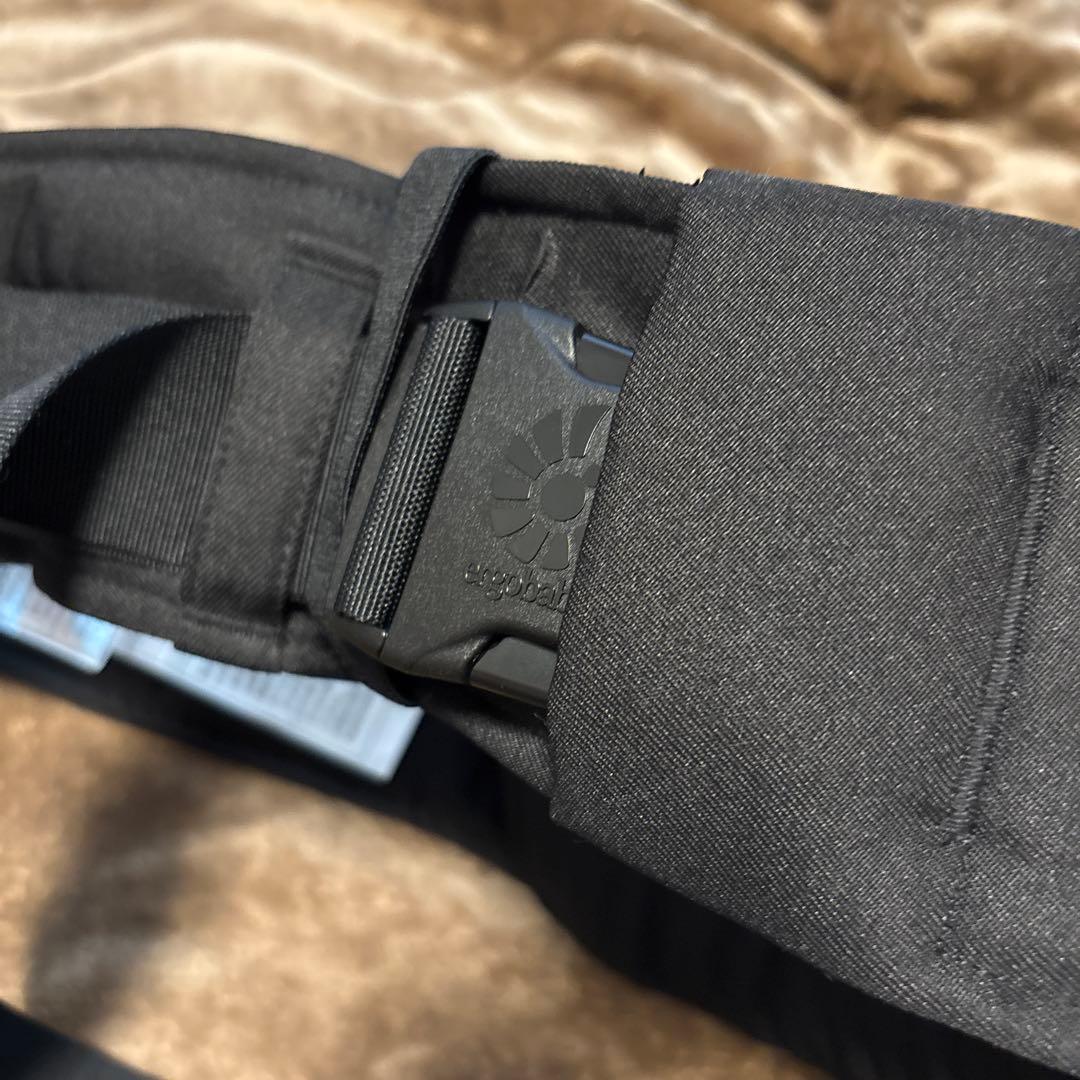 【美品】Ergobaby Lift ヒップシートブラック 6カ月〜