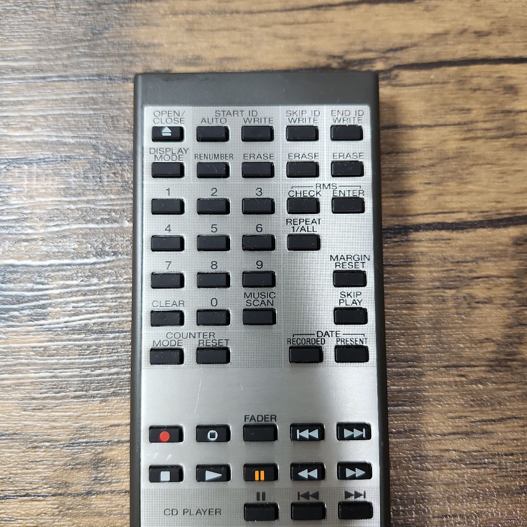 SONY DATリモコン RM-D57A/D