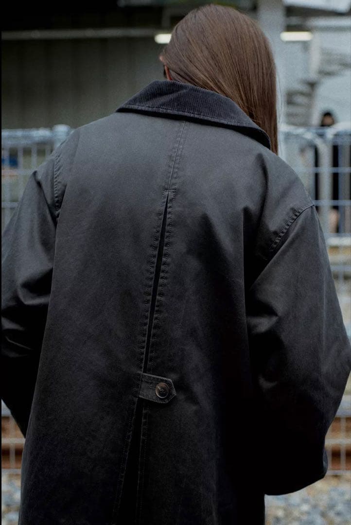 ZARA ワックスフィニッシュコーデュロイカラートレンチコート　L