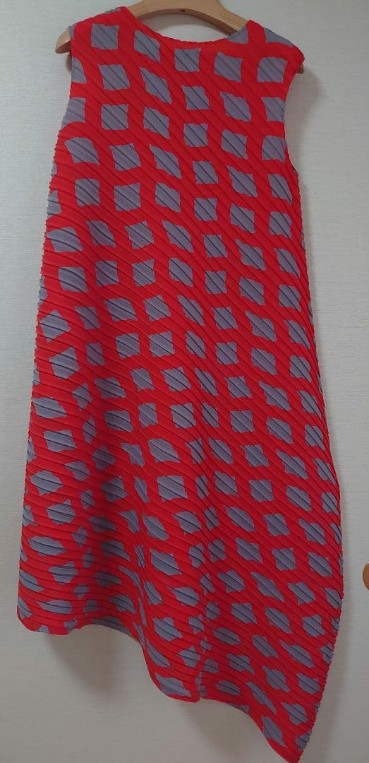 イッセイミヤケ　REITERATION PLEATS ワンピース