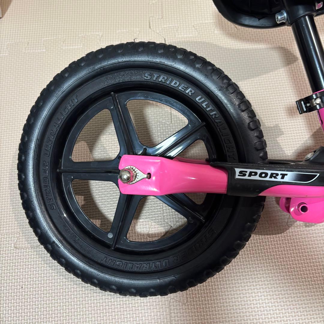 ストライダー　スポーツ　ピンク