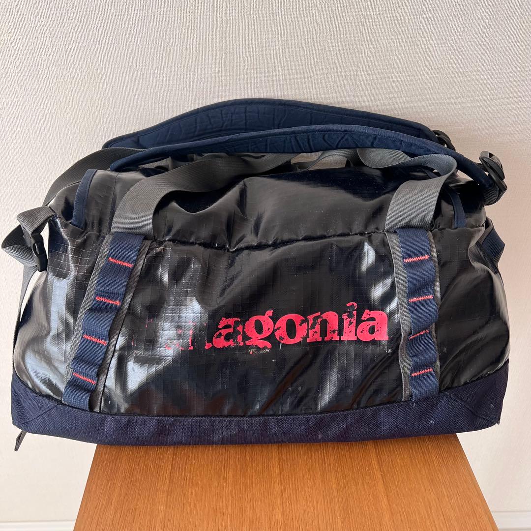 patagonia ブラックホール ・ダッフル45L ネイビー/オレンジ