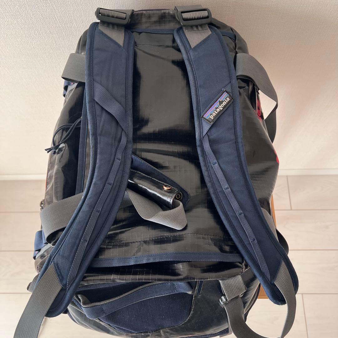 patagonia ブラックホール ・ダッフル45L ネイビー/オレンジ