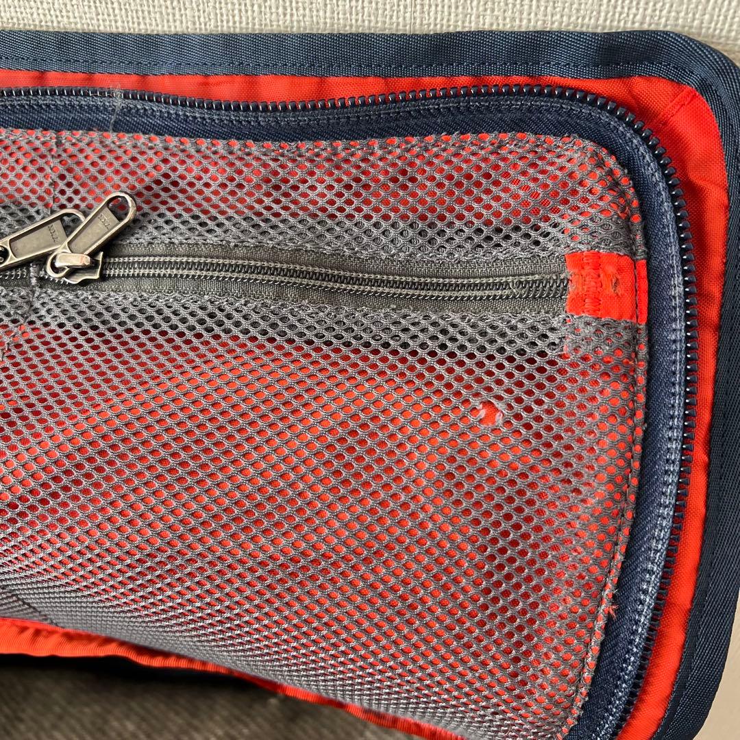 patagonia ブラックホール ・ダッフル45L ネイビー/オレンジ