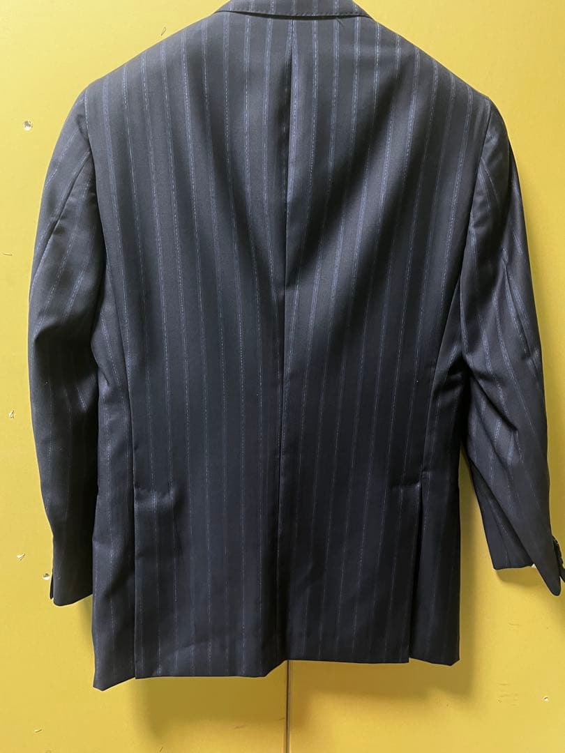 【美品】ISAIA イザイア　44 8R ストライプ スーツジャケット
