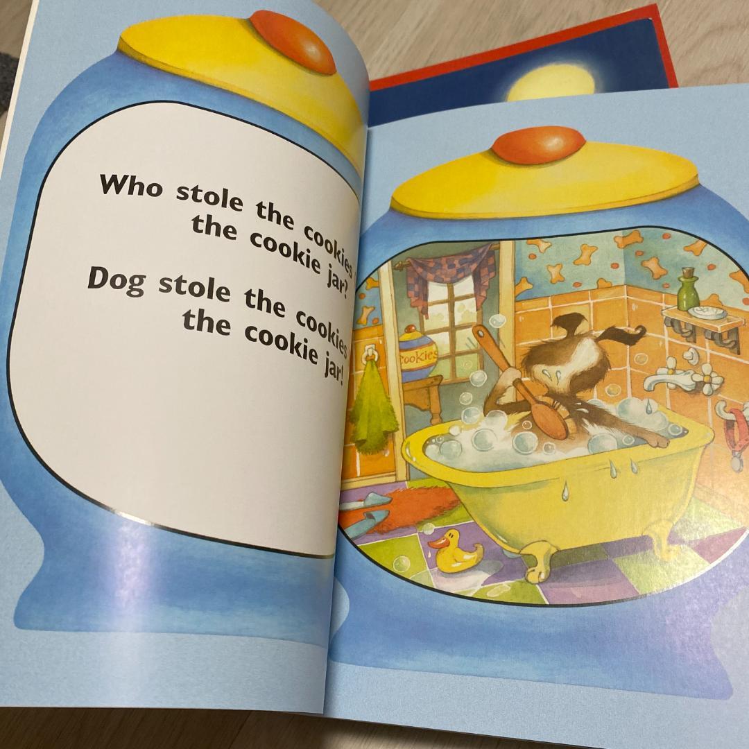 洋書 165 Who Stole the Cookies