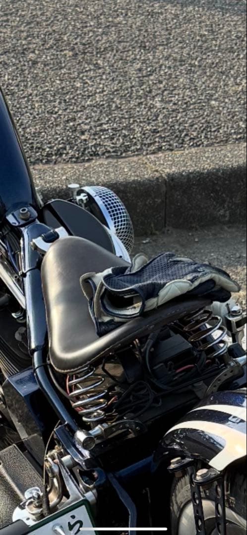 イージーライダー ソロシート ハーレー アメリカン バネ付き(黒)
