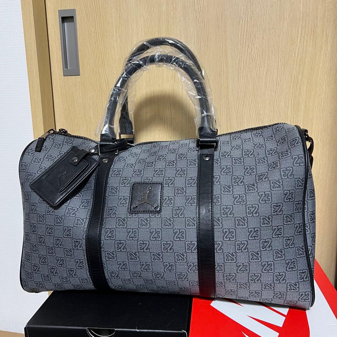 バッグ Jordan Monogram Duffle Dark Smoke Grey