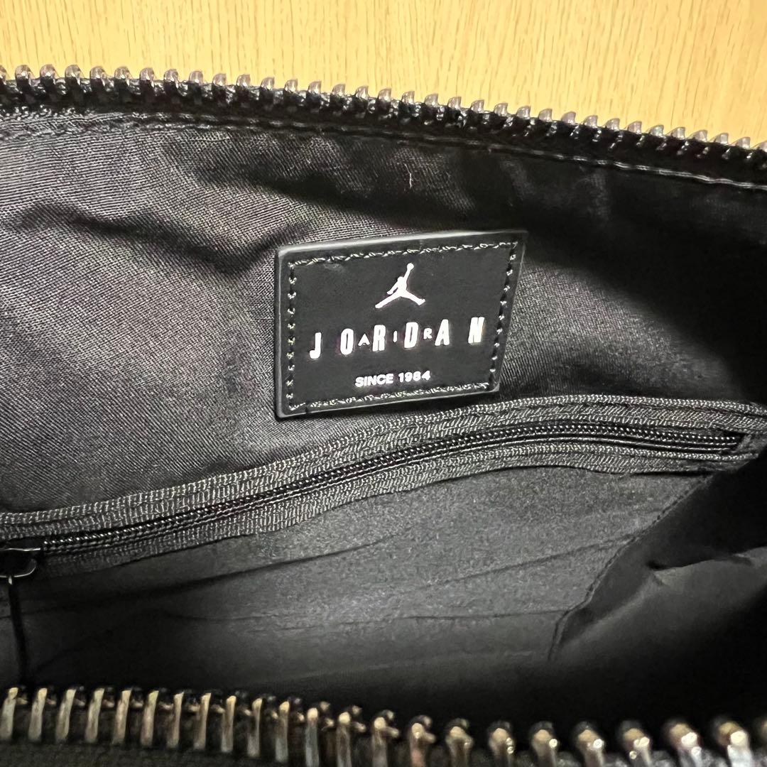バッグ Jordan Monogram Duffle Dark Smoke Grey