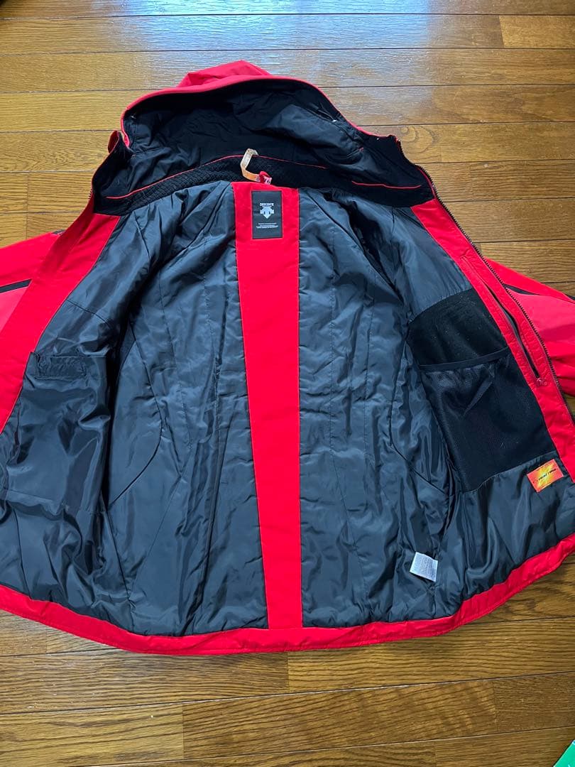 DESCENTE スノボ ウェア 上下セット クリーニング済み