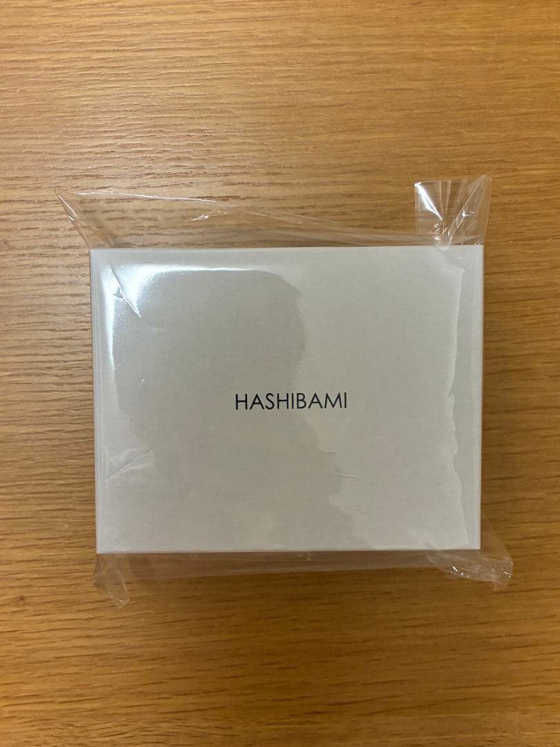 再値下げ【新品・未使用】HASHIBAMI スモールフラワーハーフウォレット