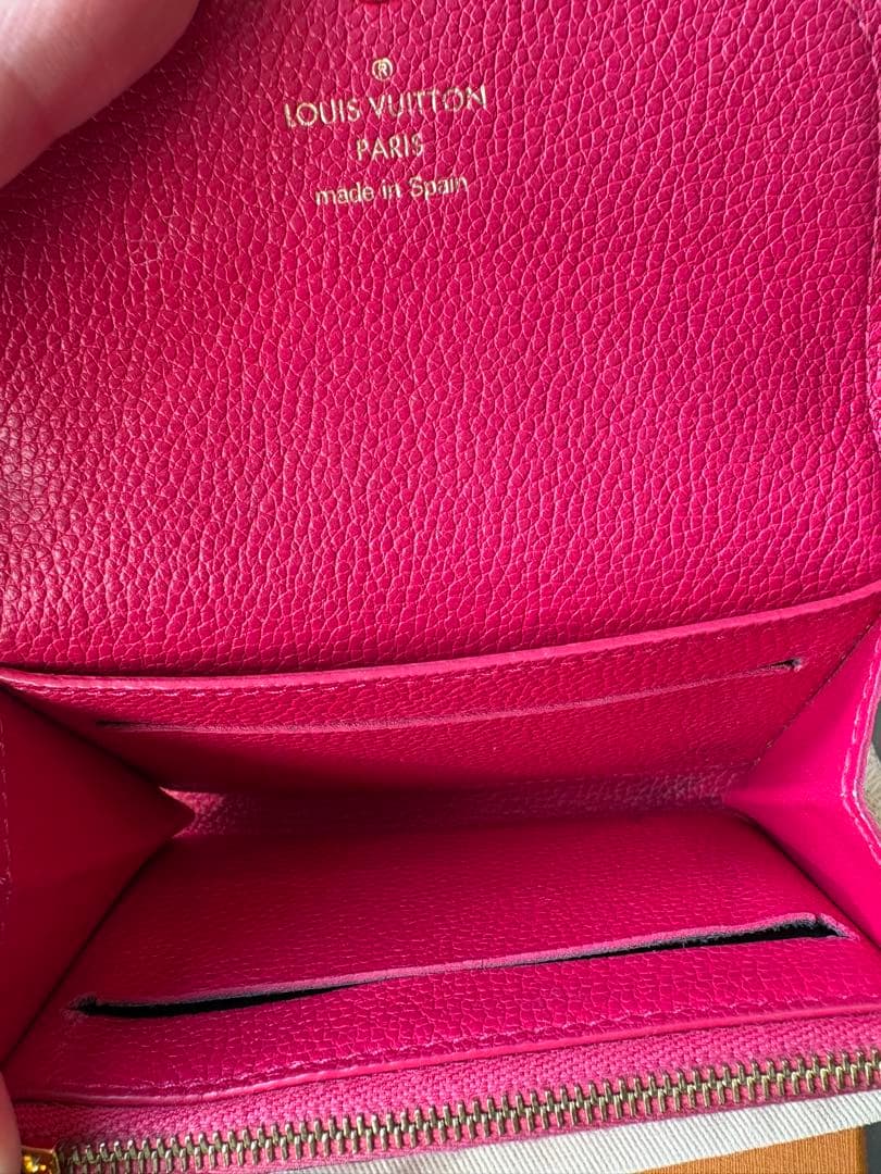 LOUIS VUITTON ピンク 折り財布