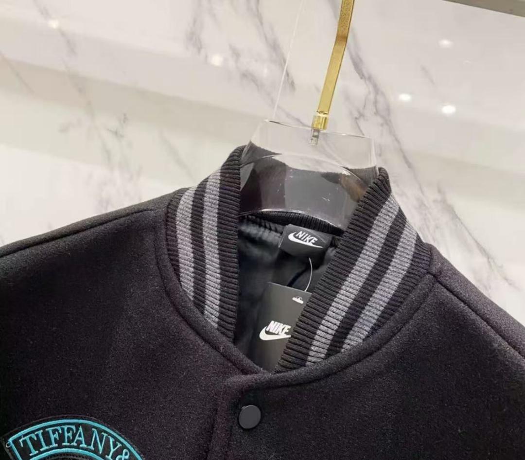 Nike Tiffany & Co. スタジャン