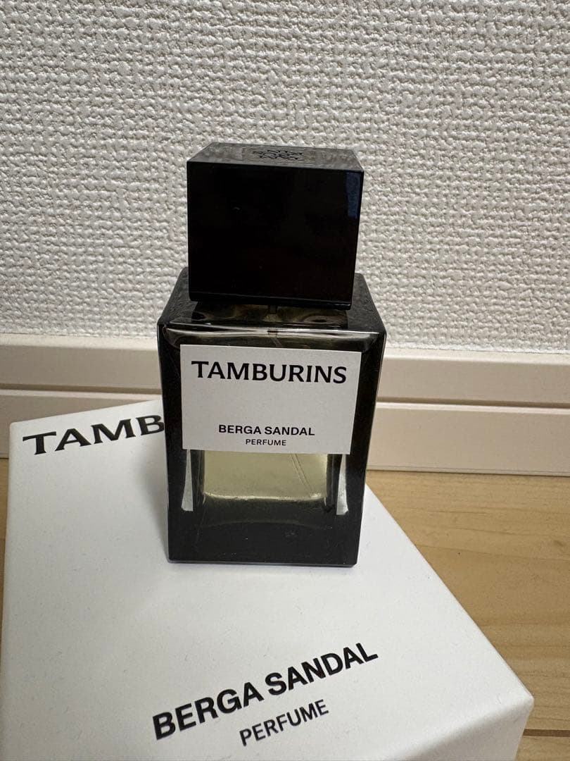 TAMBURINS BERGA SANDAL 香水
