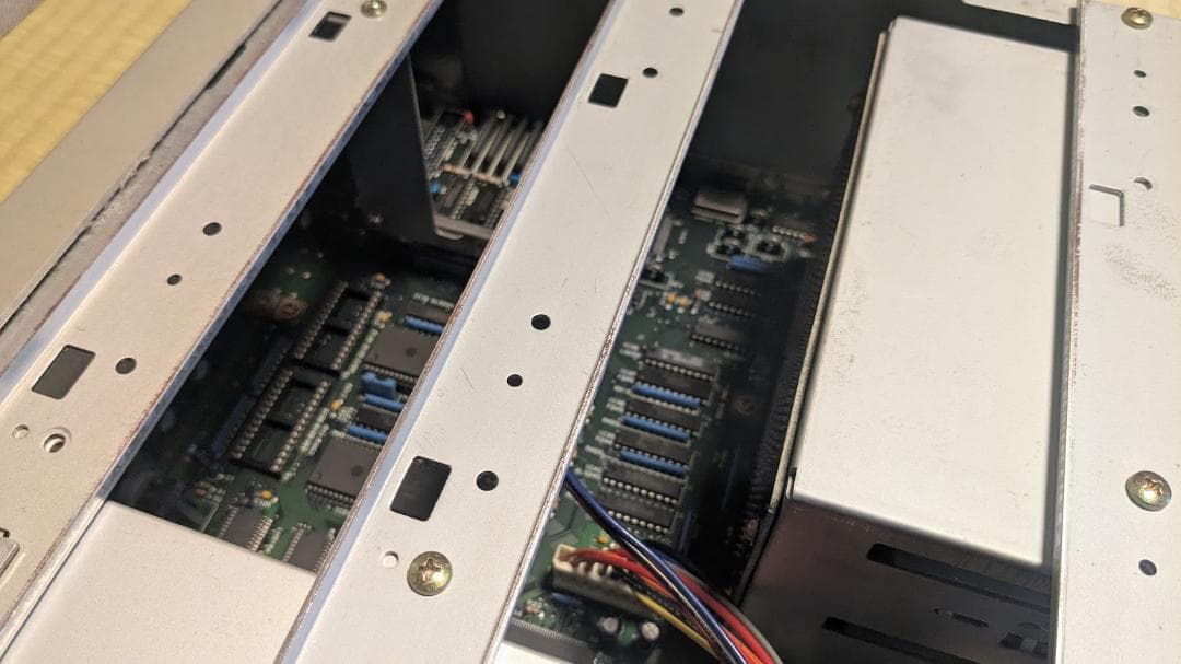 SHARP X68000 PRO CZ-653C-GY　ジャンク