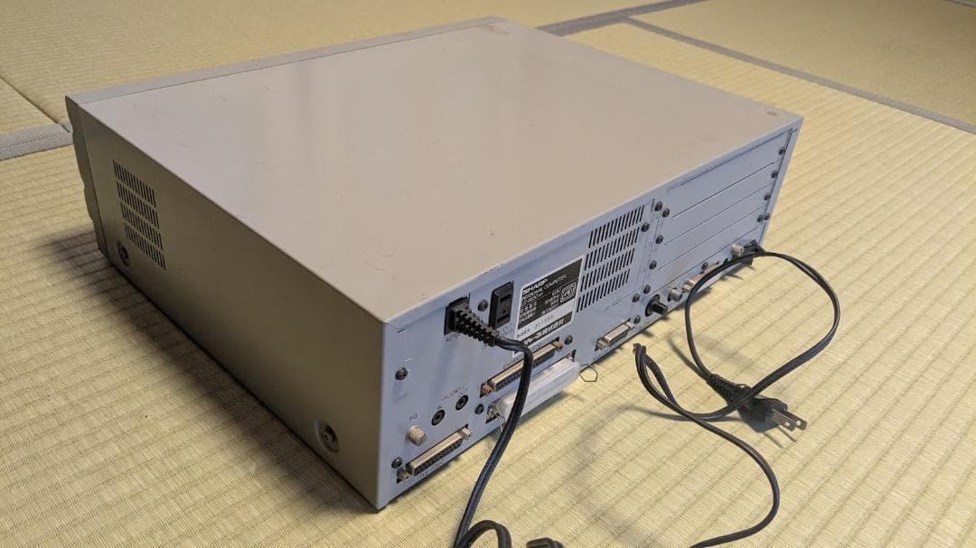 SHARP X68000 PRO CZ-653C-GY　ジャンク