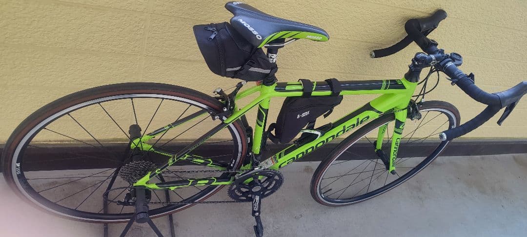 Cannondale ロードバイク CAAD8グリーン105コンポ