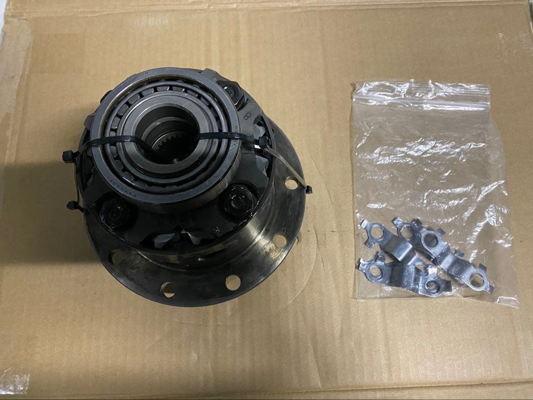 トヨタGR86 ZN8 純正トルセンLSD 走行少！