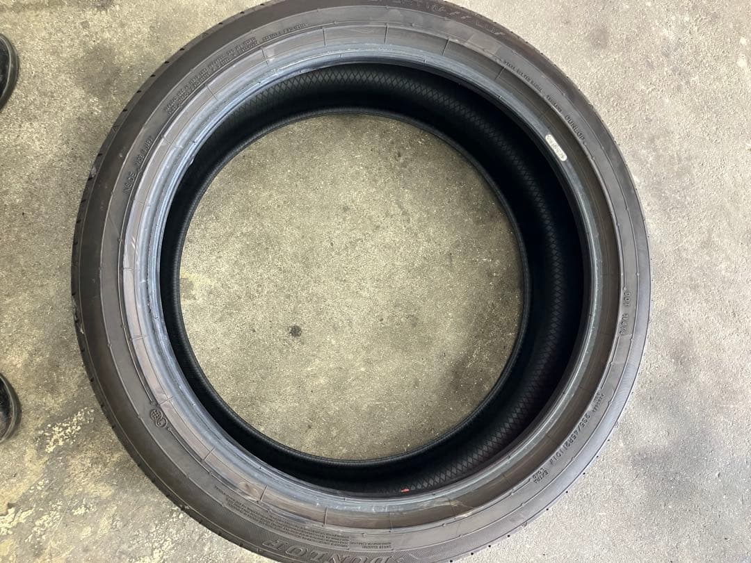 235/45R21 ダンロップ SPORTMAXX LUX 25年製中古1本のみ