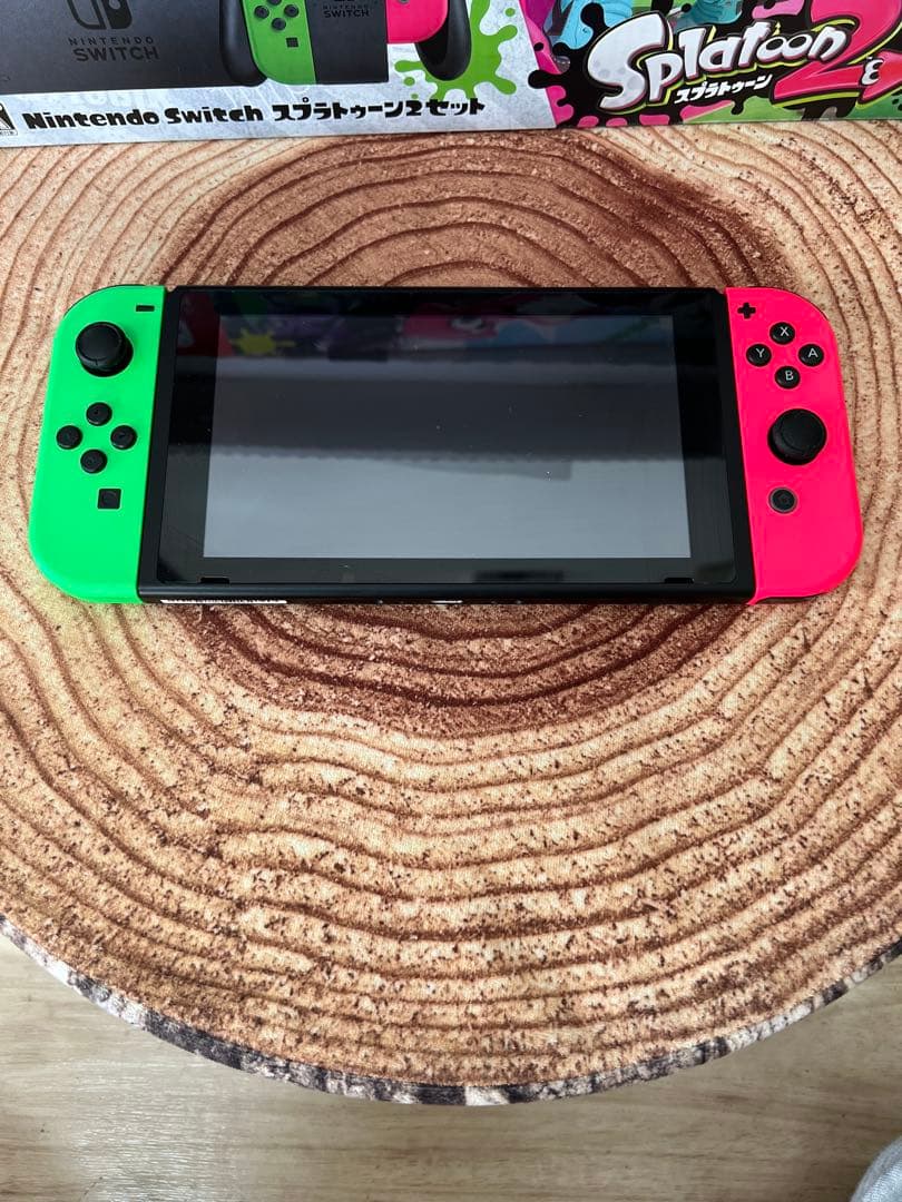 Nintendo Switch ニンテンドースイッチ本体　スプラトゥーンカラー