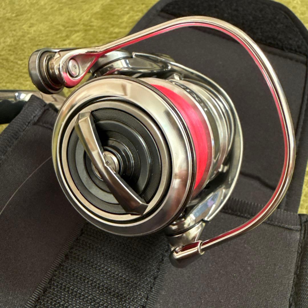 DAIWA LT2000S-P スピニングリール