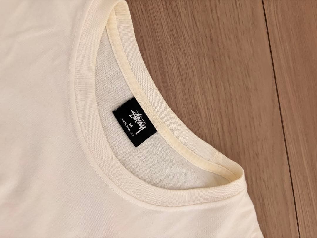 Stüssy バックプリントTシャツ ホワイト