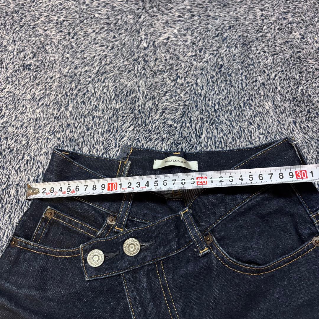 MOUSSY CROSS WAIST WIDE STRAIGHT カットオフ