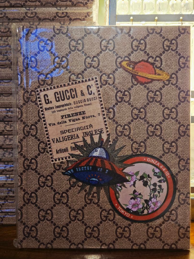 ゆ*ん様 12冊！レア★】GucciグッチGGノート【3月から一年分の日記等に】