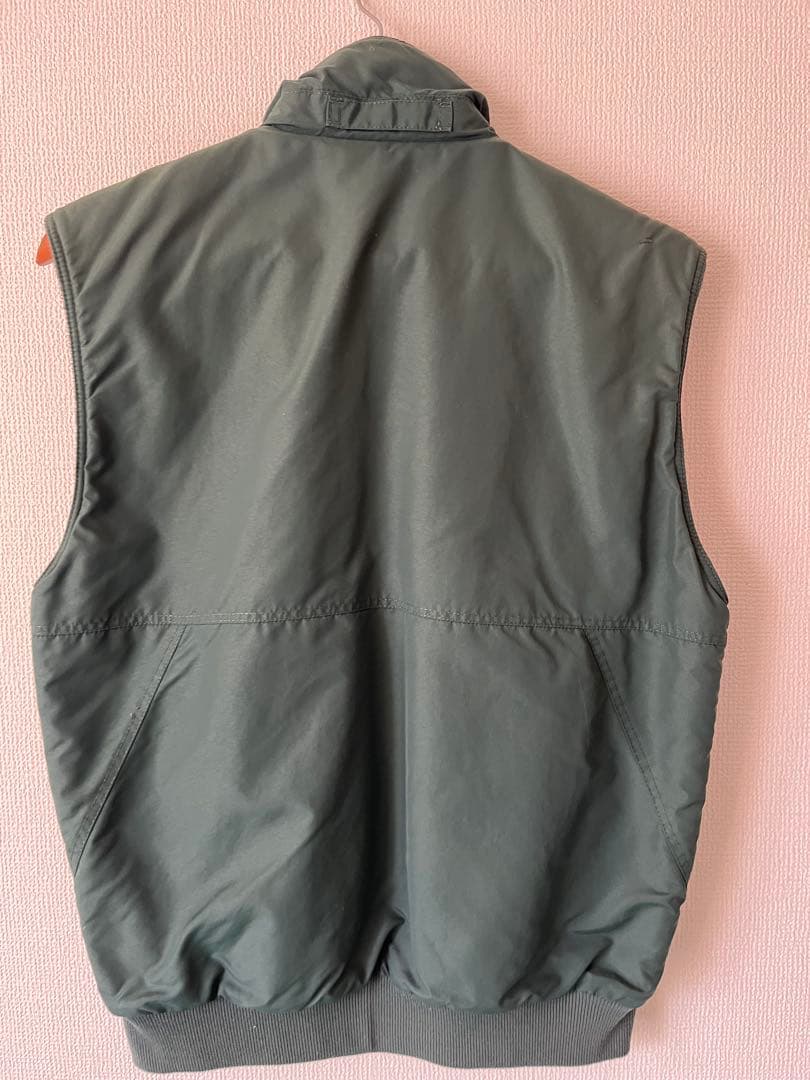 patagonia グリーン　緑　ベスト　 Mサイズ