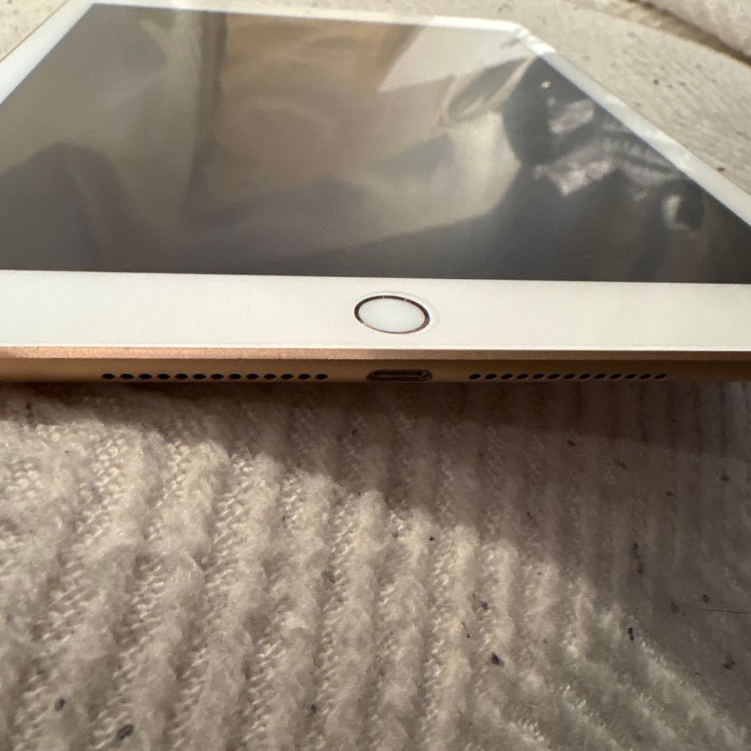 iPad 第6世代 32G 本体