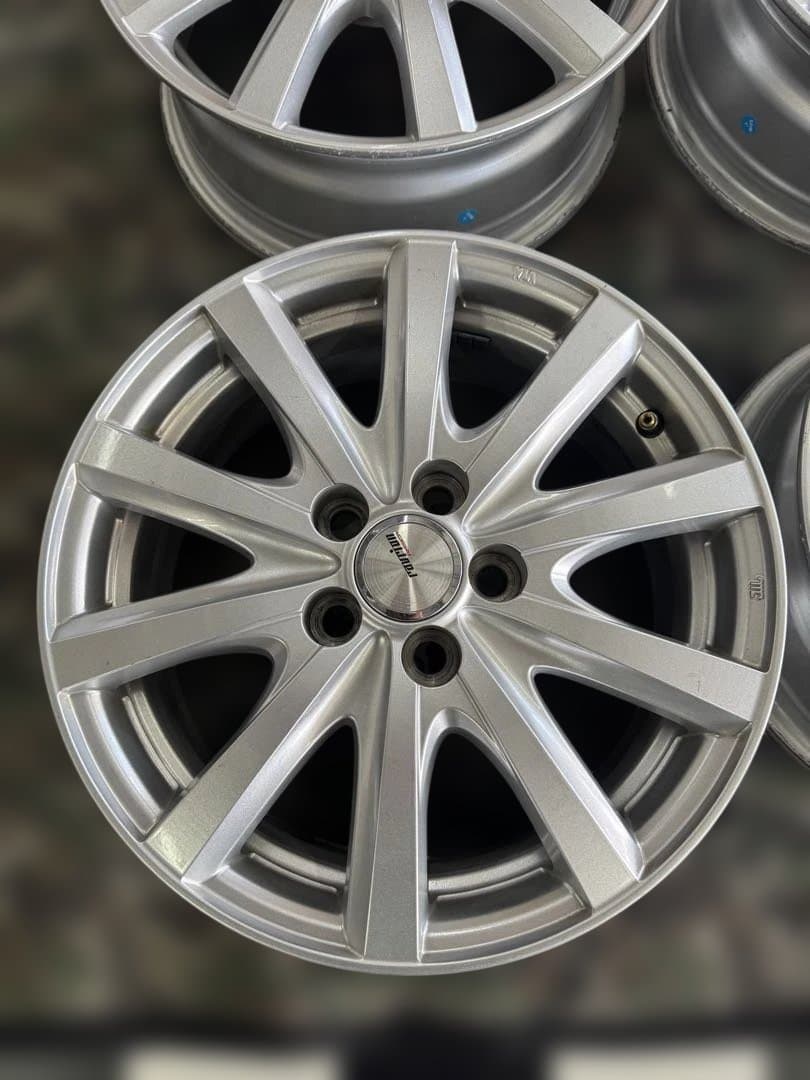 60 ravrion RS01 4本セットアルミホイール 15インチ 6J 5穴