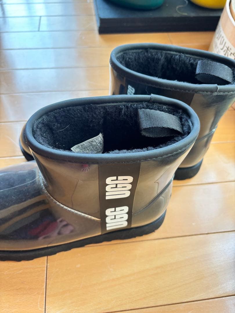 ugg ブーツ クリア ミニ 25 黒