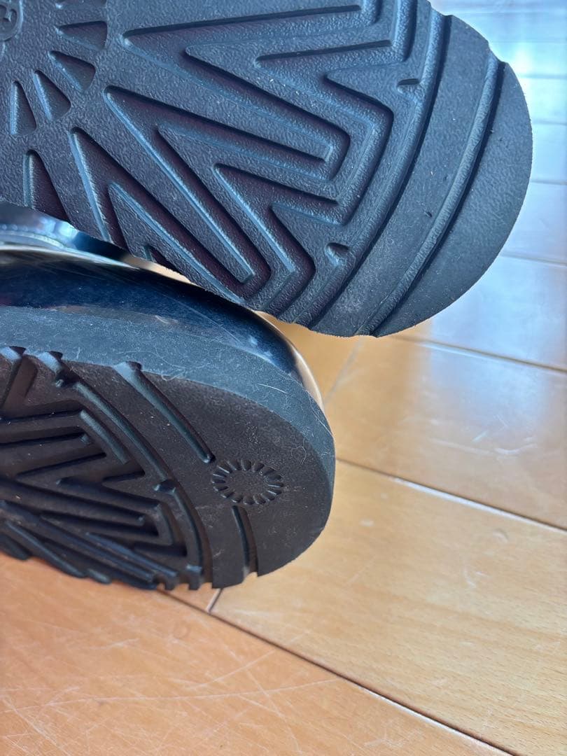 ugg ブーツ クリア ミニ 25 黒