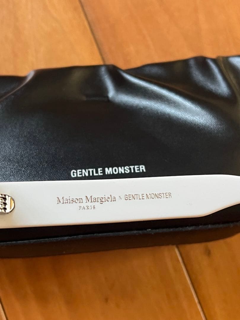 GENTLEMONSTER サングラス