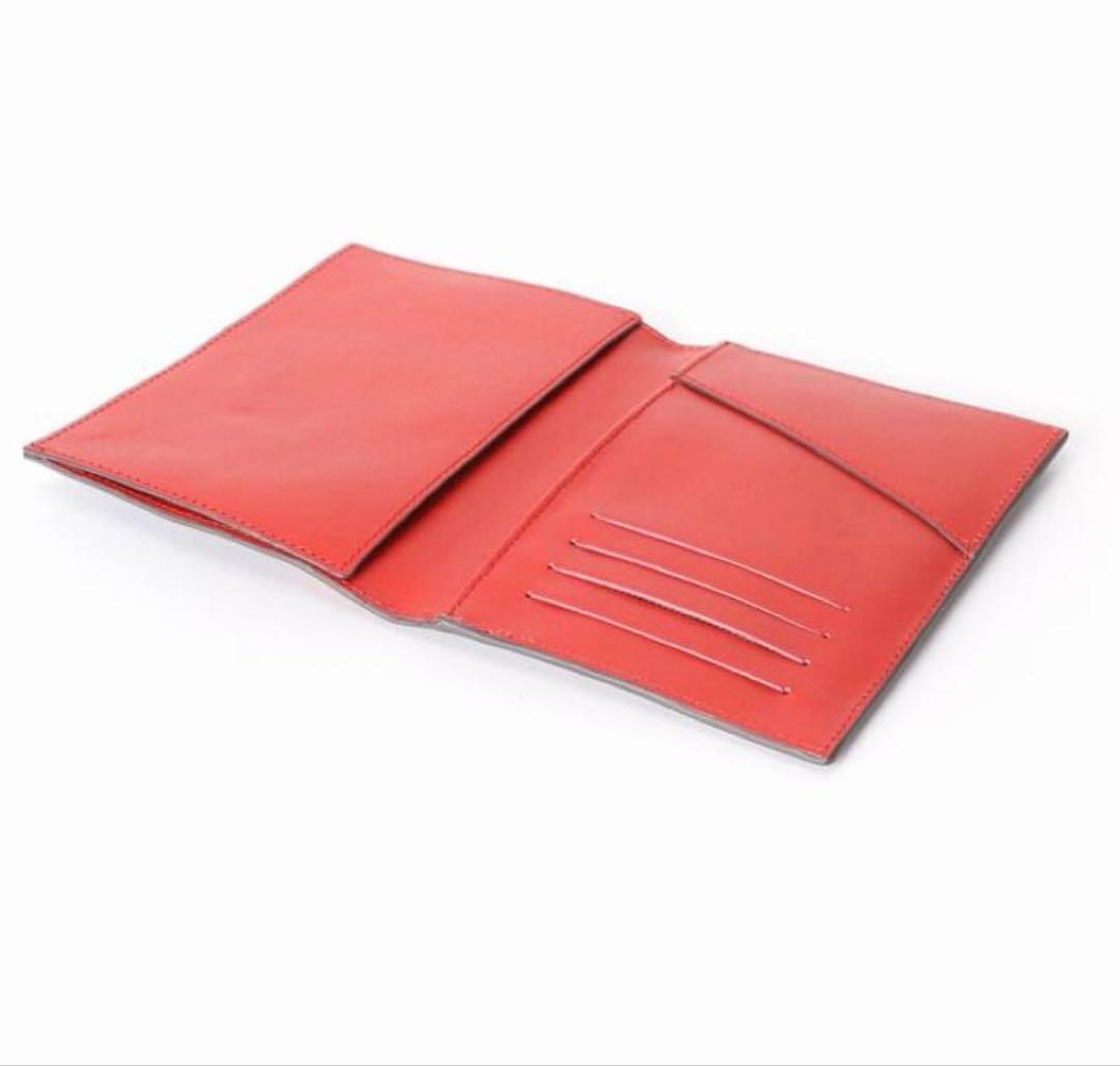 新品、タグ付き❗️BTN Passport Holder