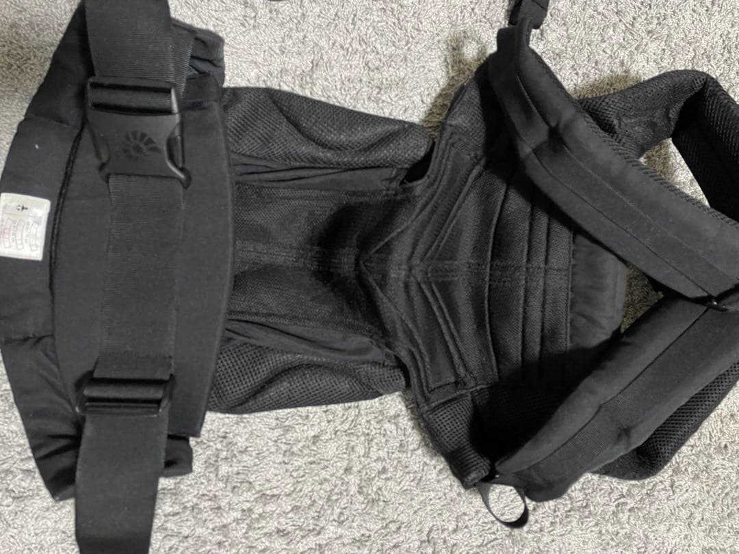 【美品】エルゴベビー　ergobaby ブラック 抱っこひも メッシュ