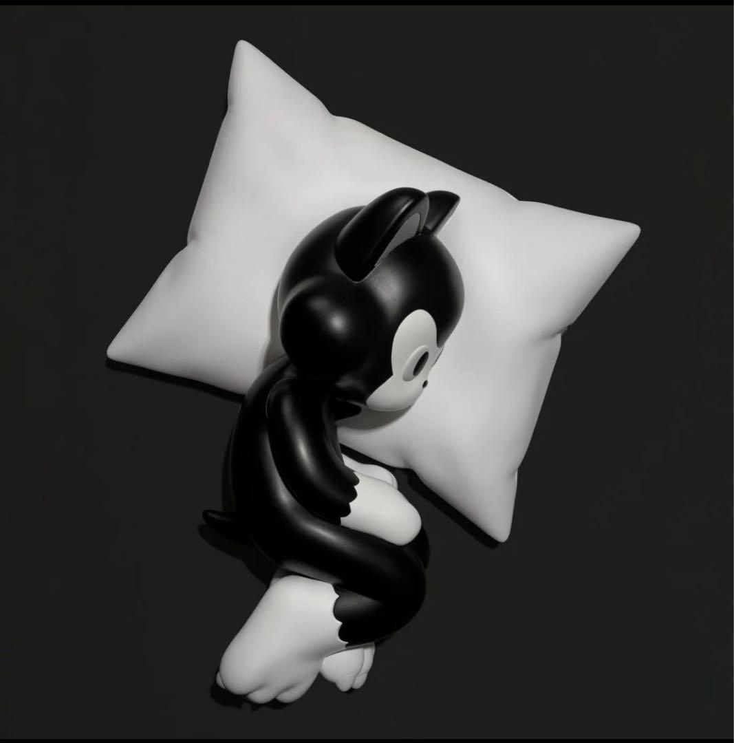 TIDE / Pillow IDE TATSUHIRO イデタツヒロ