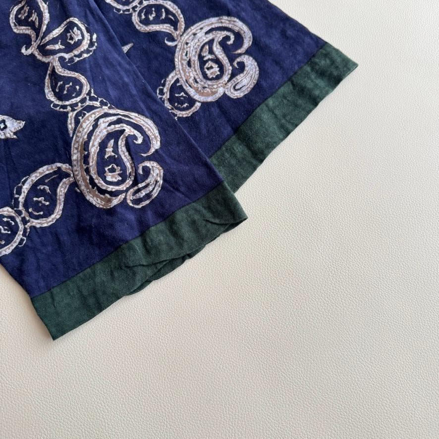 希少　45R　バンダナペイズリーTシャツ　綿100　R刺繍　美品　F　インディゴ