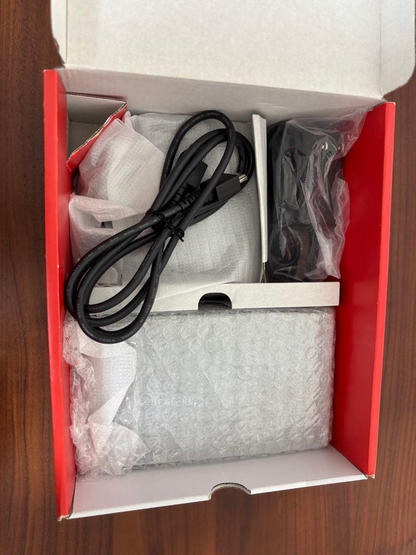 Nintendo Switch 本体 ブラック 青・赤コントローラー