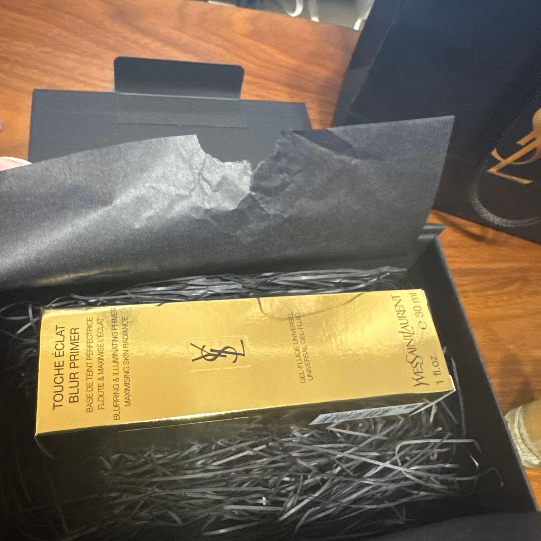 Yves Saint Laurent Blur Primer イヴサンローラン