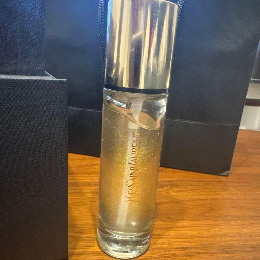Yves Saint Laurent Blur Primer イヴサンローラン