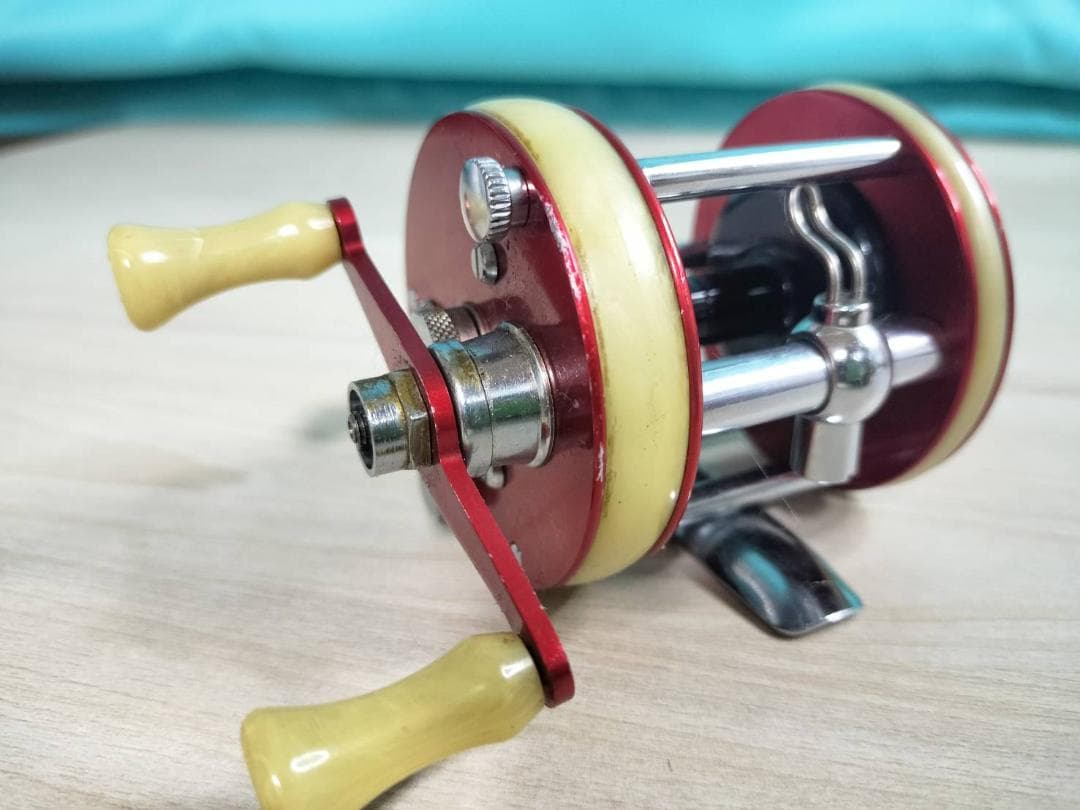 oku3947　アブ　アンバサダー G2600 　パーツ欠　Abu