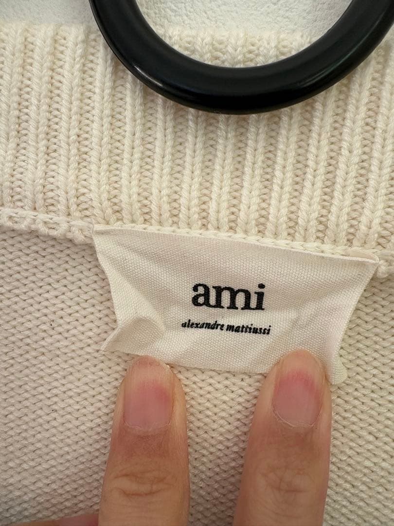 AMI PARIS アミパリ　カーディガン　ホワイトLL