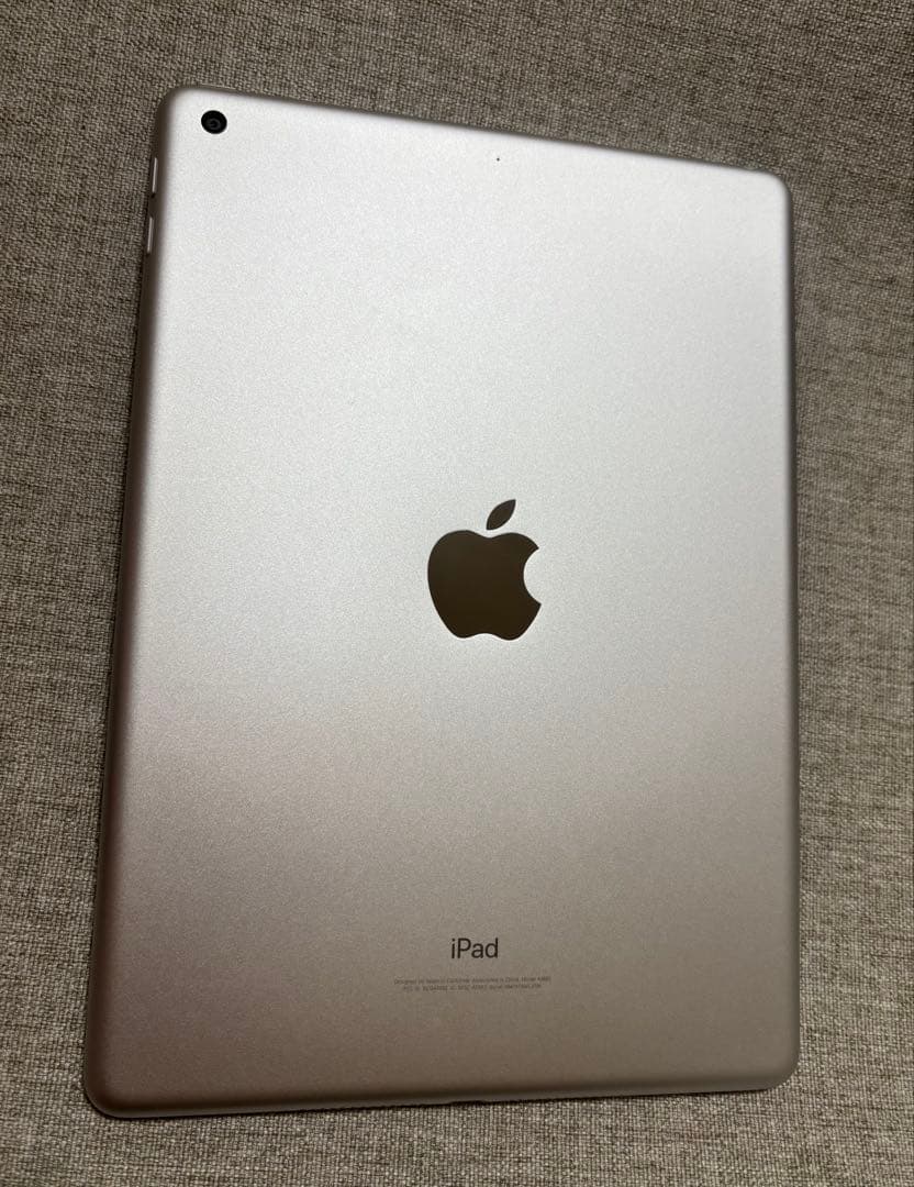 Apple iPad 第6世台 32GB Wi-Fiモデル