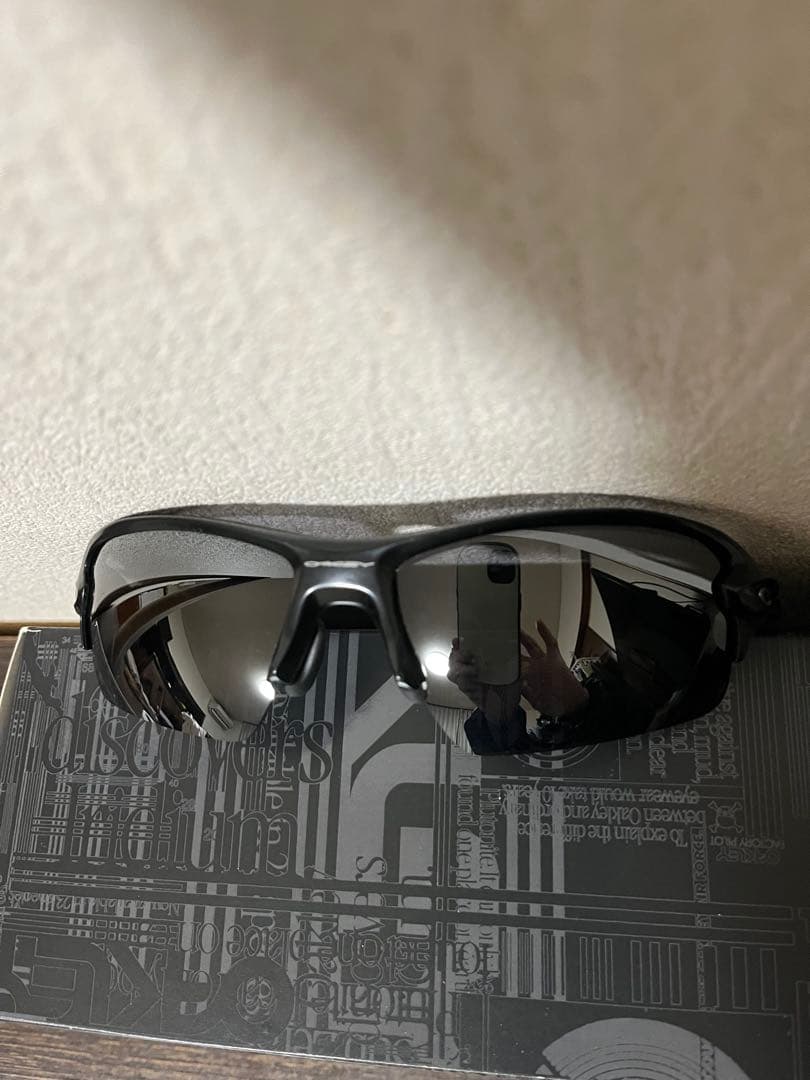 Oakley ブラックサングラス