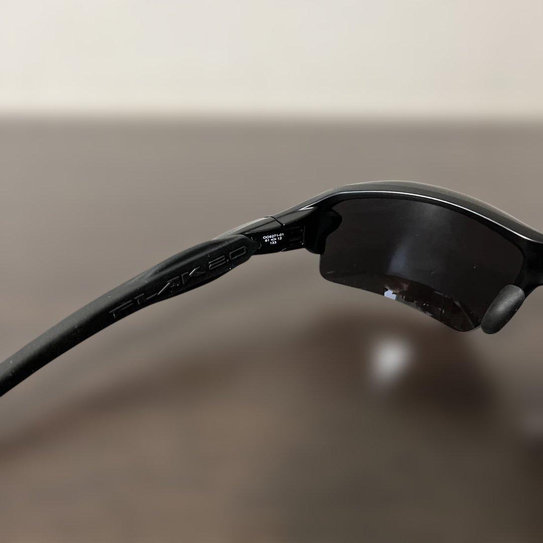 Oakley ブラックサングラス