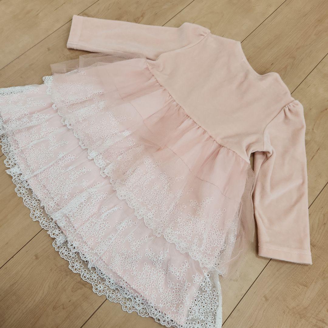 極美品！Familiar☆フリルうさちゃん刺繍ドレス☆90