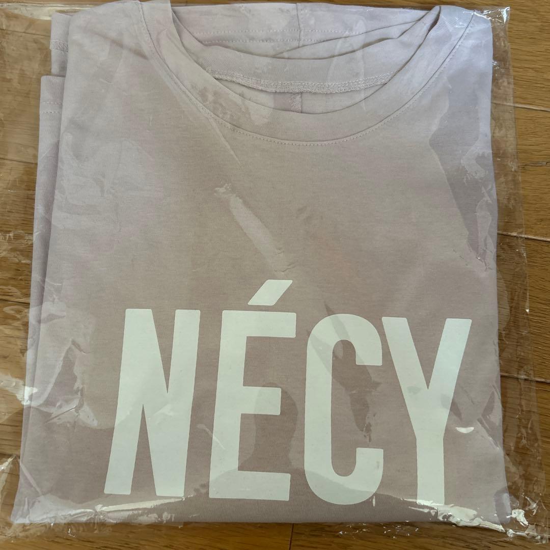 mal.未使用　NÉCY プリント 半袖Tシャツ ピンク
