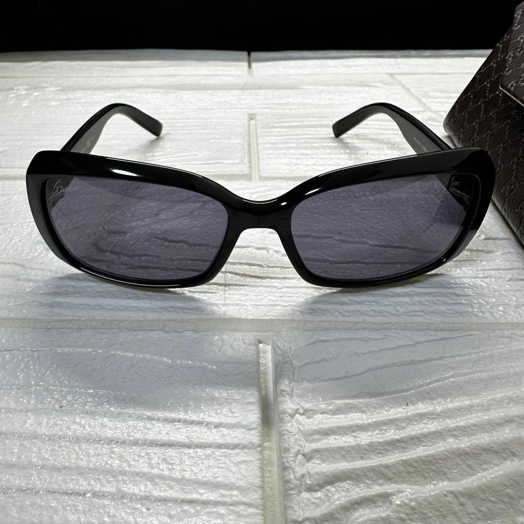 GUCCI グッチ　サングラス　3206-S-D28-BN