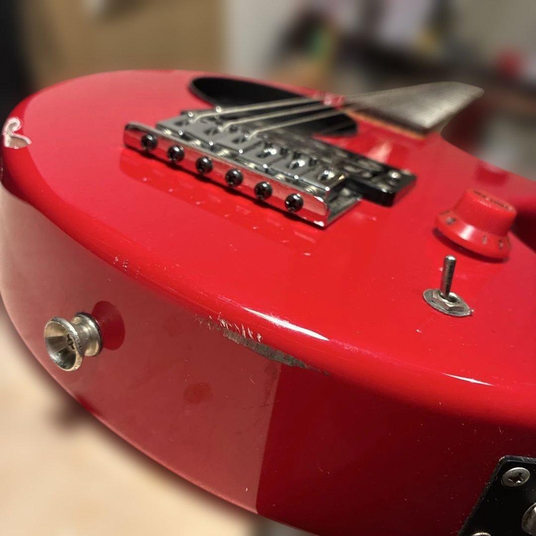 Fernandes zo-3赤